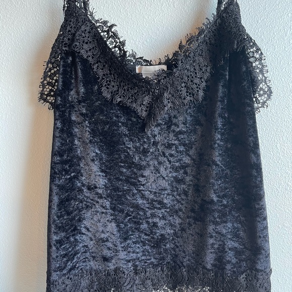H&M lace velvet cami top! - Picture 3 of 3